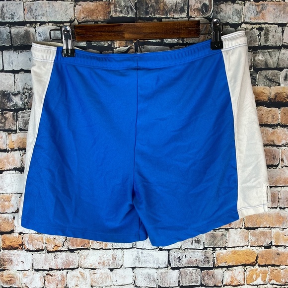 Under Armour Women Running Shorts - Picture 2 of 5